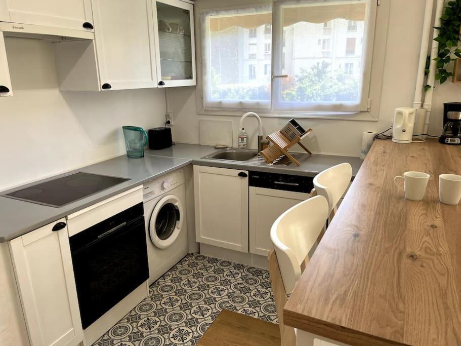 Superbe Appartement Avec Belle Vue Jardin Paříž Exteriér fotografie