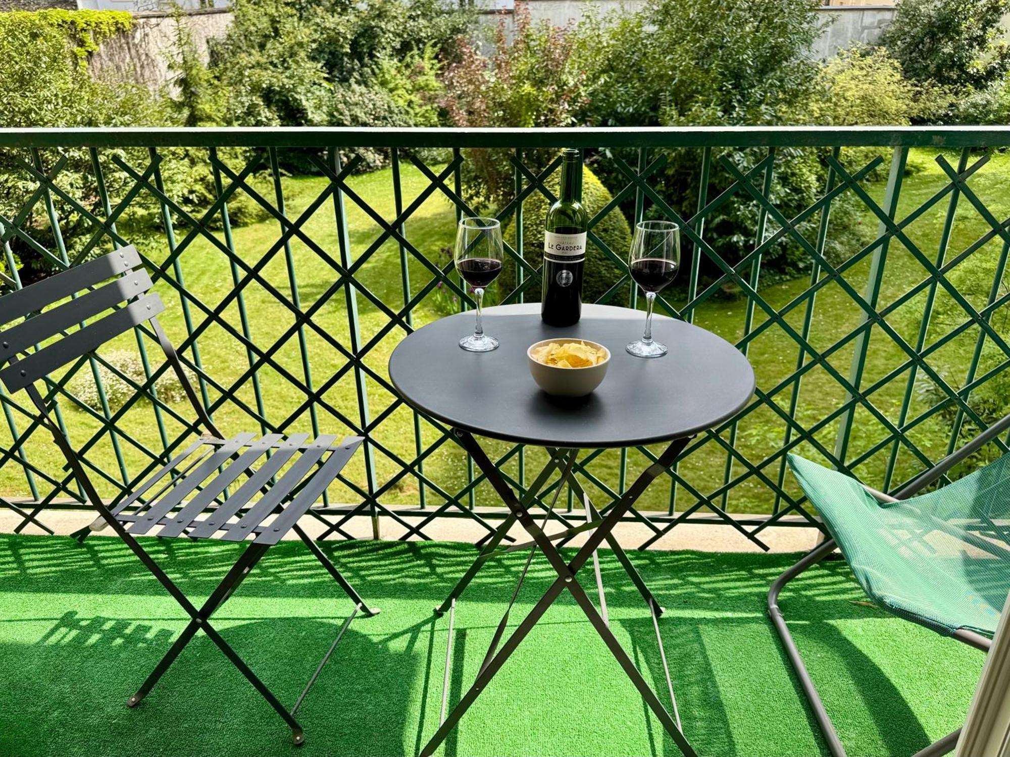 Superbe Appartement Avec Belle Vue Jardin Paříž Exteriér fotografie